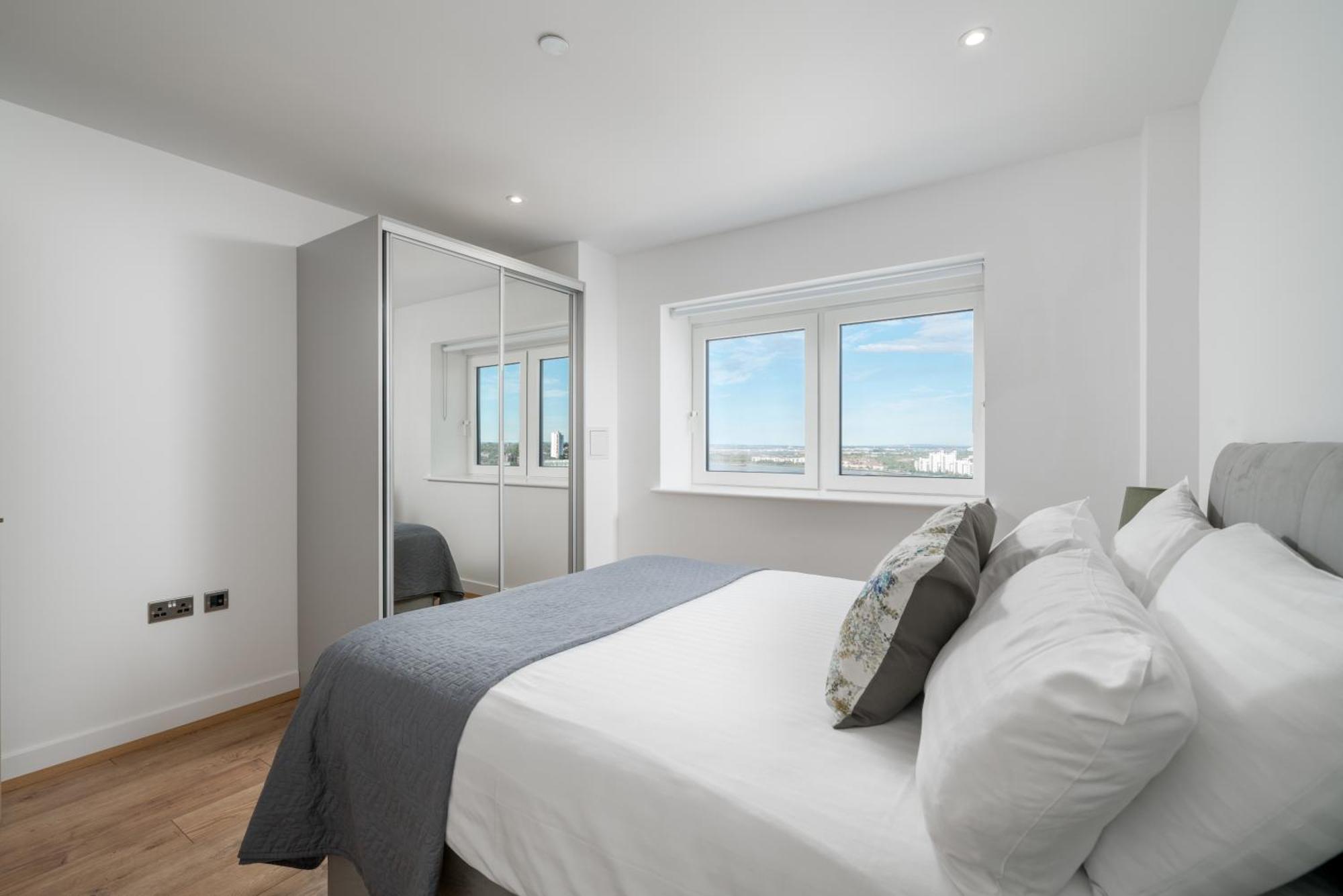 Skyvillion - London River Thames Top Floor Apartments By Woolwich Ferry, Mins To London Excel, O2 Arena , London City Airport With Parking Londres Exterior foto