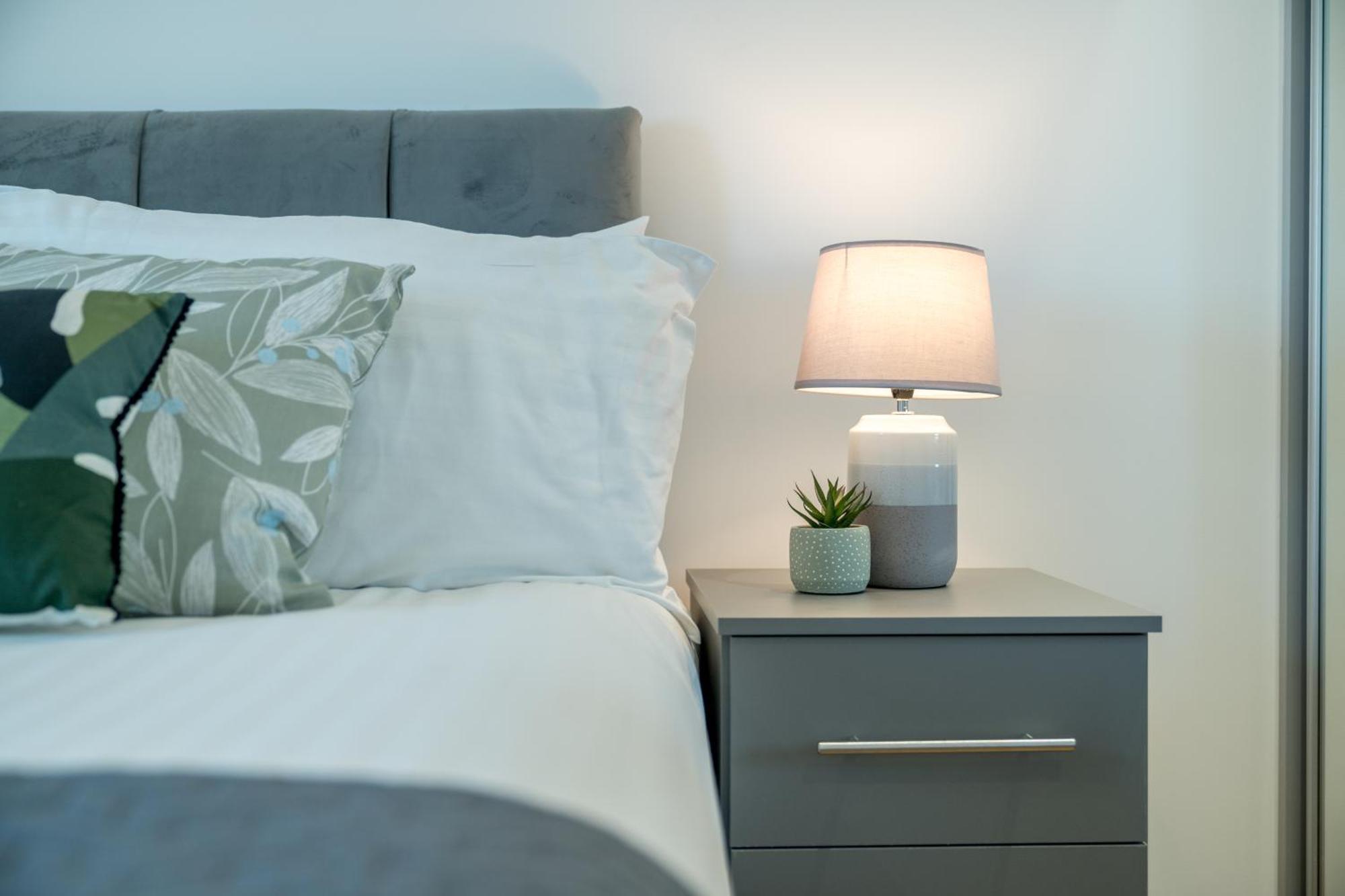 Skyvillion - London River Thames Top Floor Apartments By Woolwich Ferry, Mins To London Excel, O2 Arena , London City Airport With Parking Londres Exterior foto