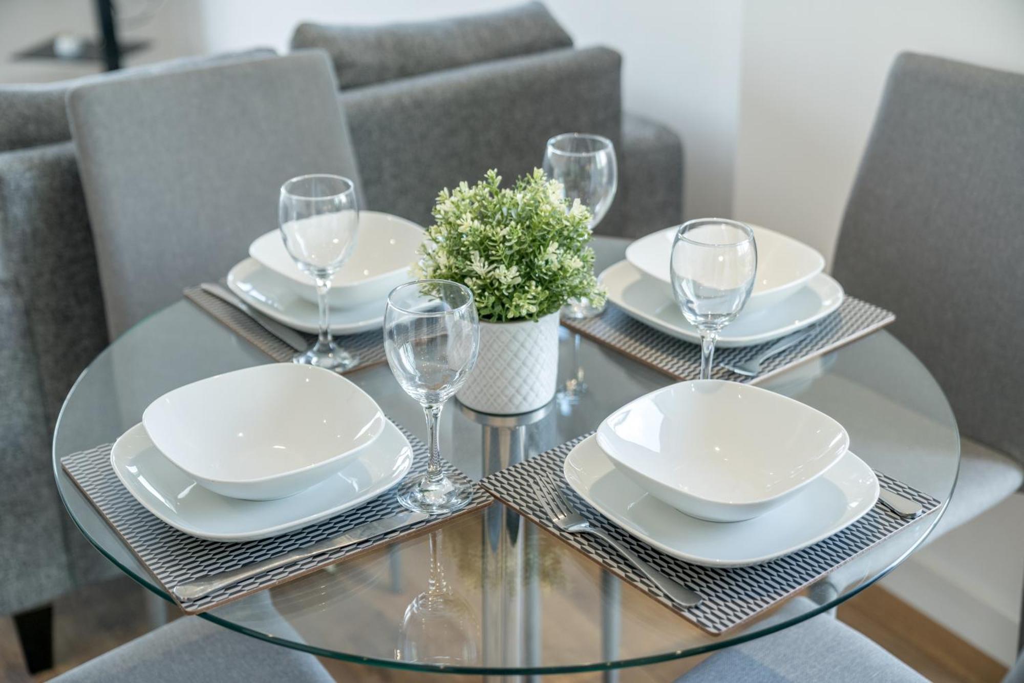 Skyvillion - London River Thames Top Floor Apartments By Woolwich Ferry, Mins To London Excel, O2 Arena , London City Airport With Parking Londres Exterior foto