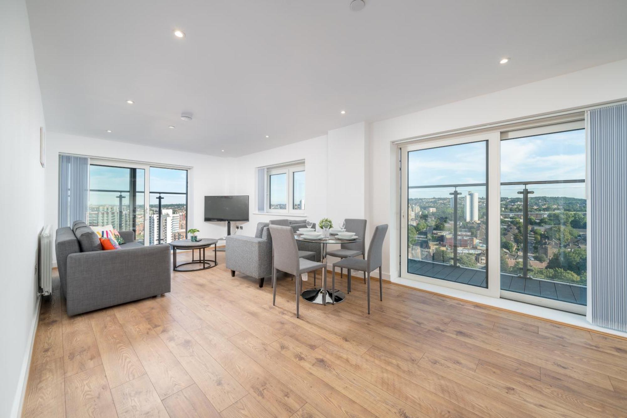 Skyvillion - London River Thames Top Floor Apartments By Woolwich Ferry, Mins To London Excel, O2 Arena , London City Airport With Parking Londres Exterior foto